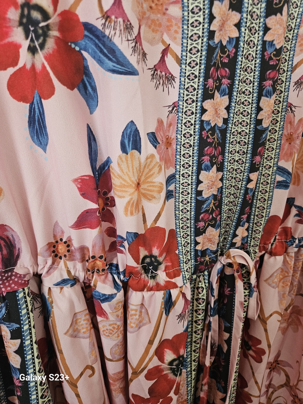 BloomChic Pink Floral V-Neck Drawstring Dress - Picture 4 of 6